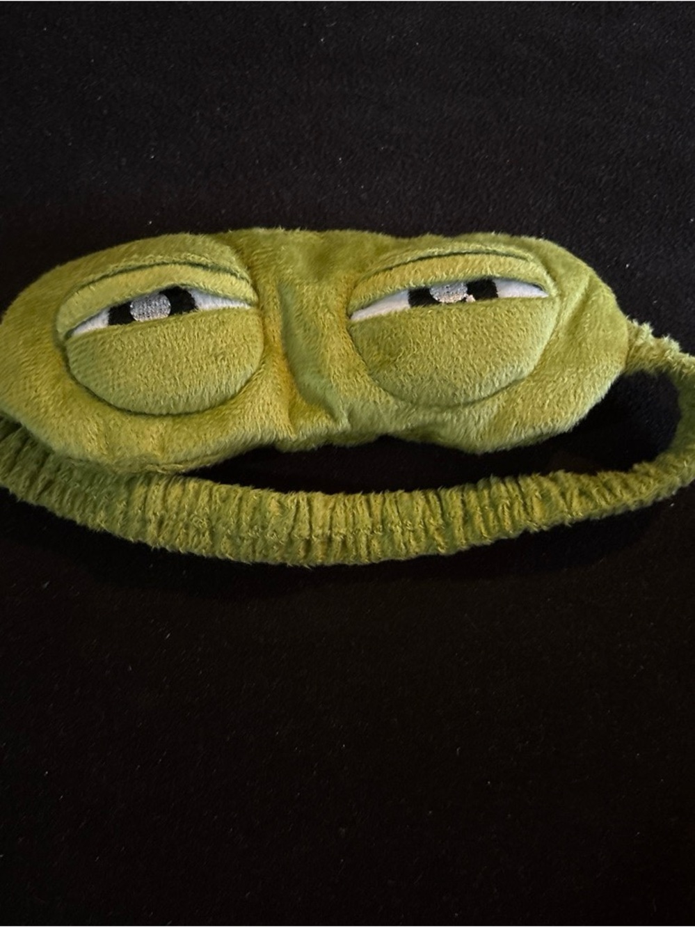 Green Plush Sleep Mask - Soft Eye Cover
